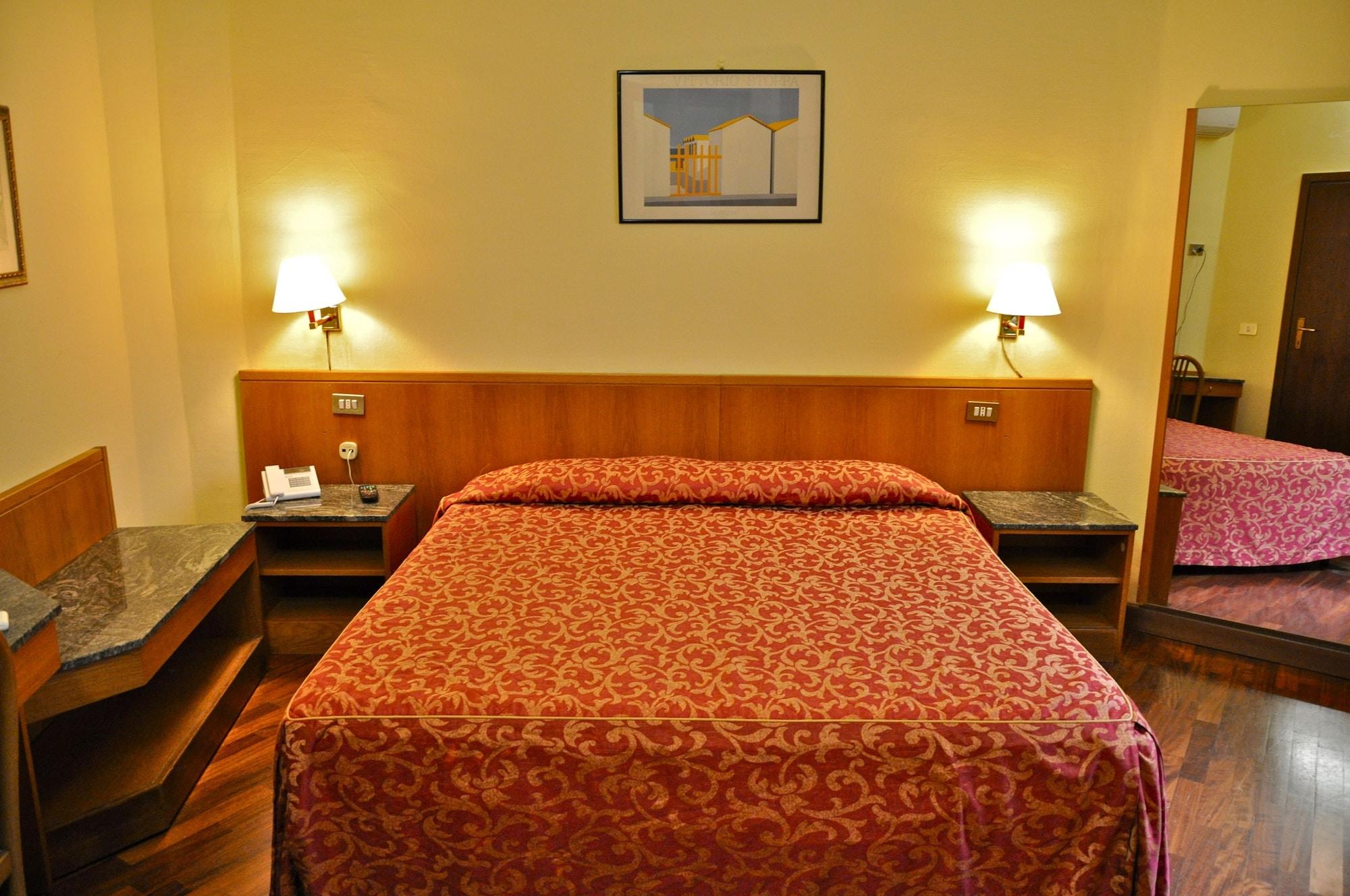 Hotel Vecchia Milano Buitenkant foto
