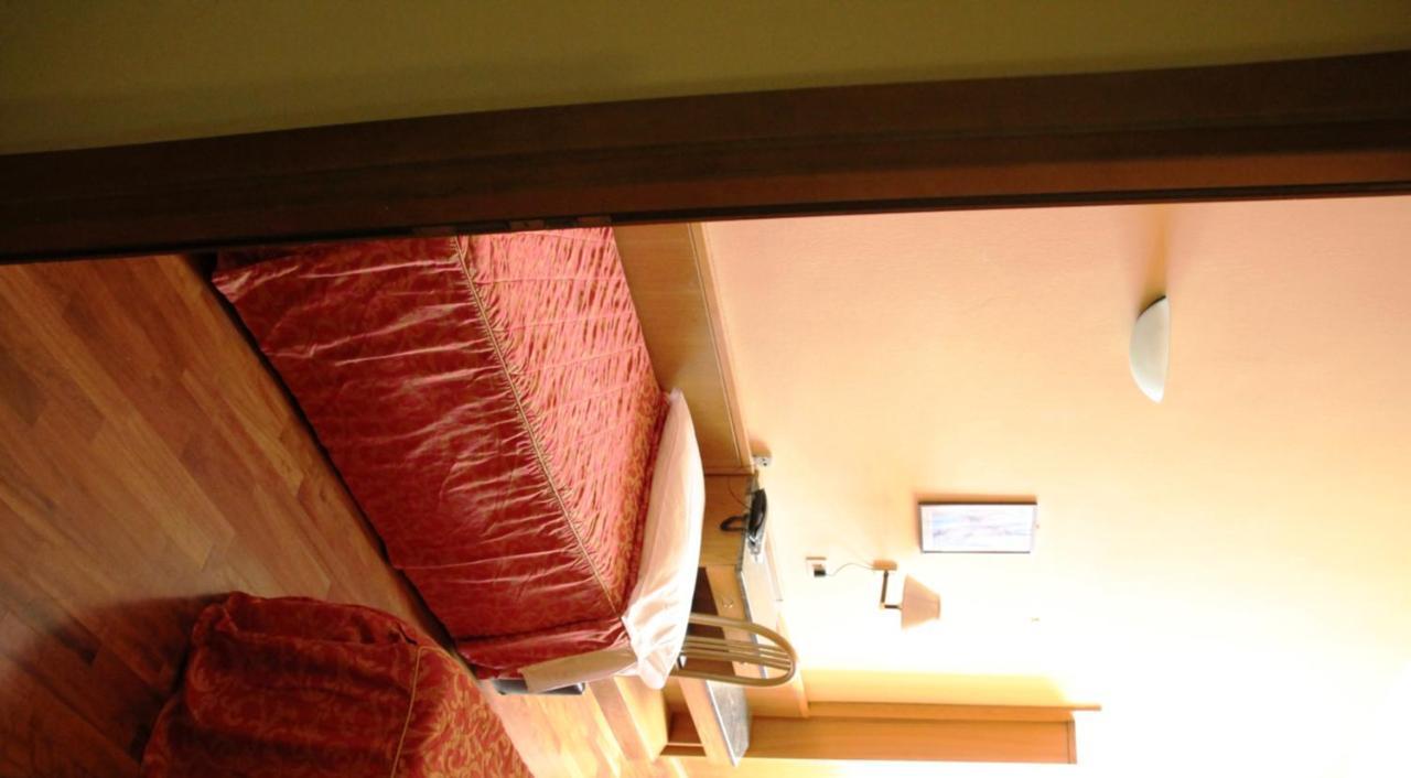 Hotel Vecchia Milano Buitenkant foto