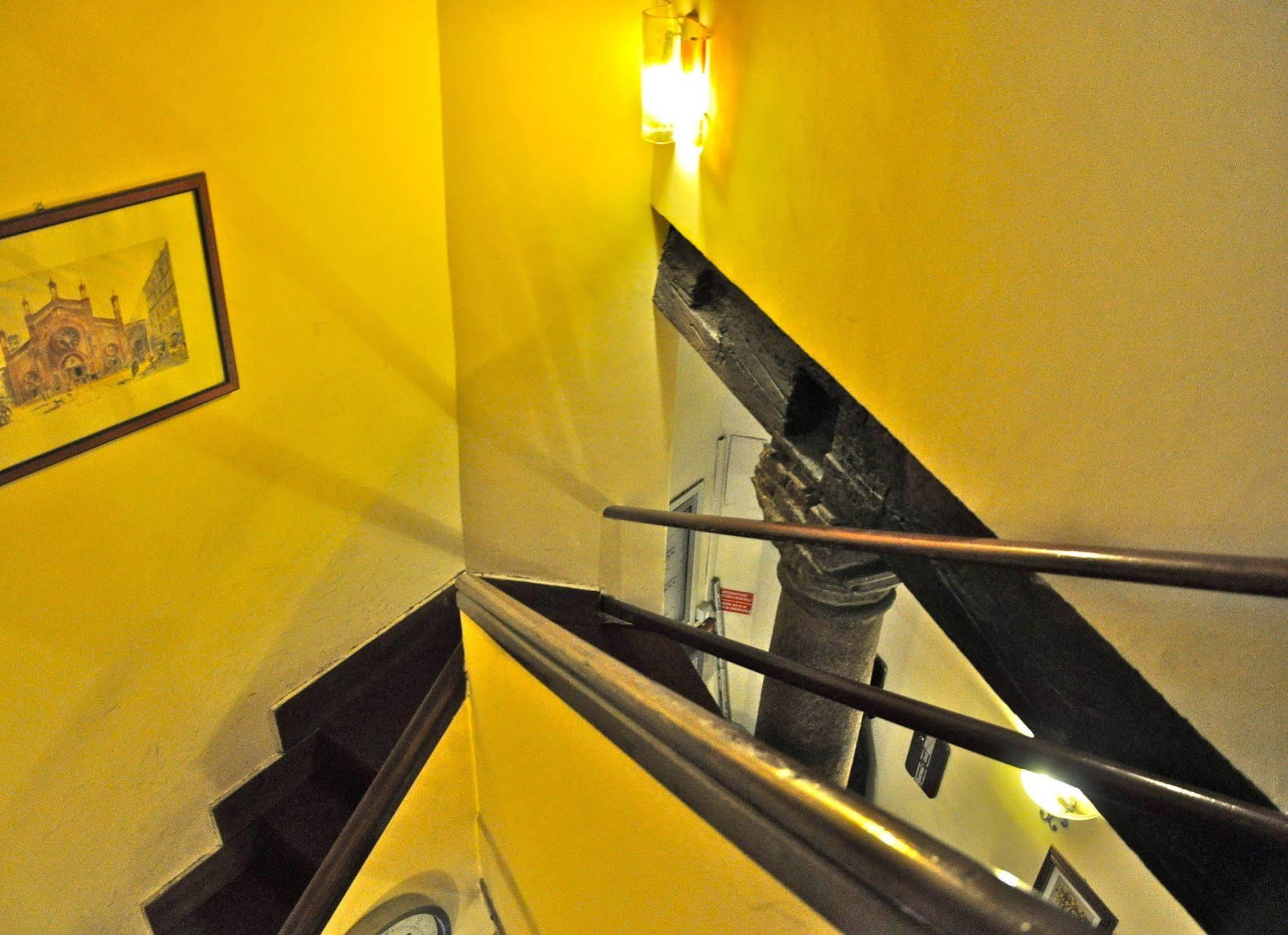Hotel Vecchia Milano Buitenkant foto