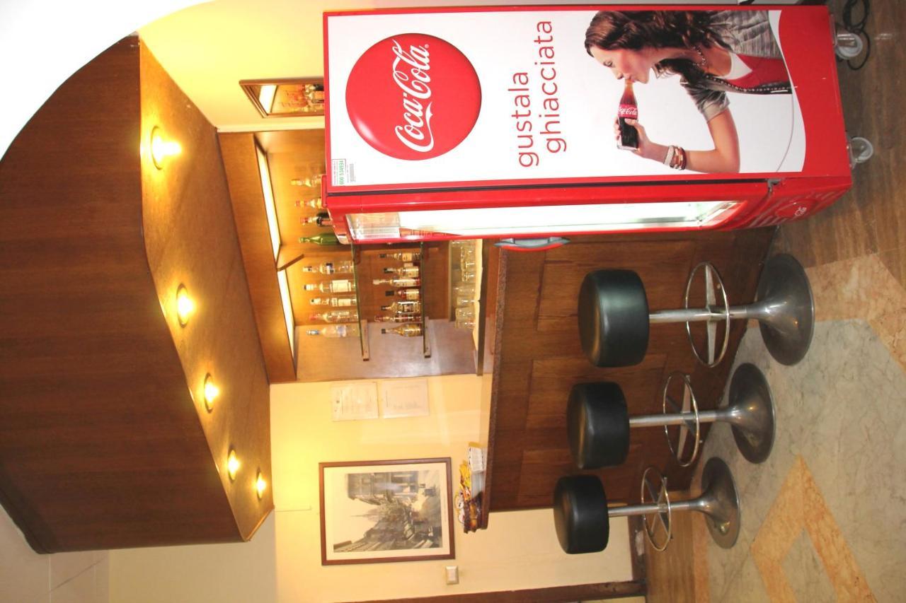 Hotel Vecchia Milano Buitenkant foto